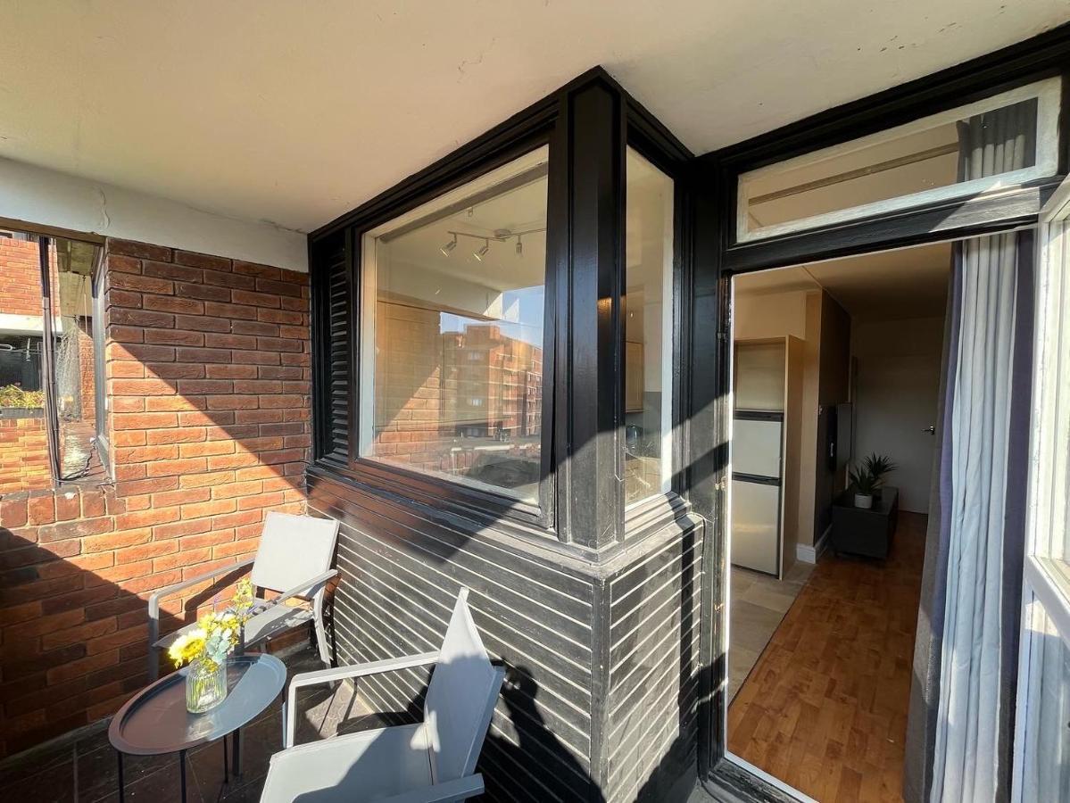 Lovely Apartment In London Victoria Экстерьер фото